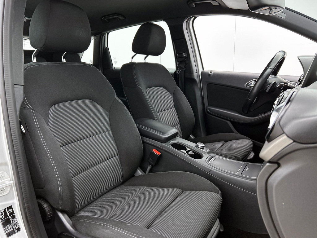 Mercedes-Benz B-Klasse 180 Business Solution 57443267-36.jpg | JAMES Autolease